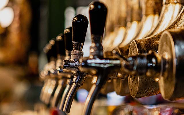 ビールバーの風景